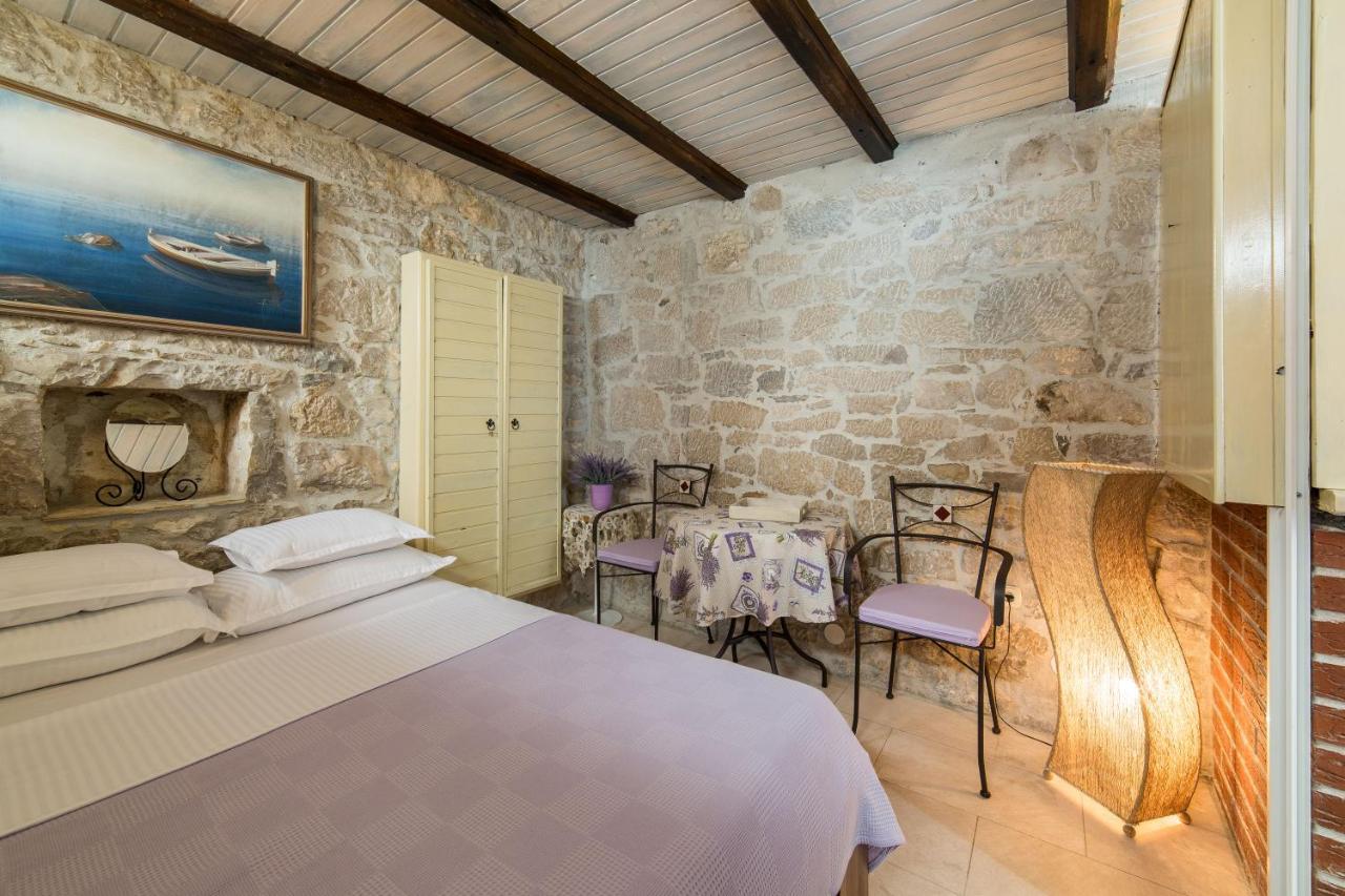 Guesthouse Mirula Σπλιτ Εξωτερικό φωτογραφία